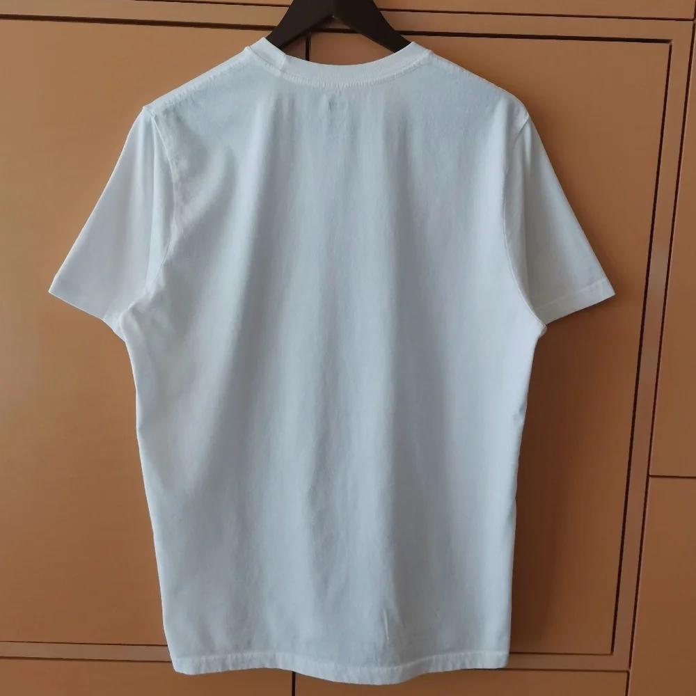 LEVI’S® CHEST BOXTAB LOGO TEE SHIRT - (M) - Picture 9 of 10
